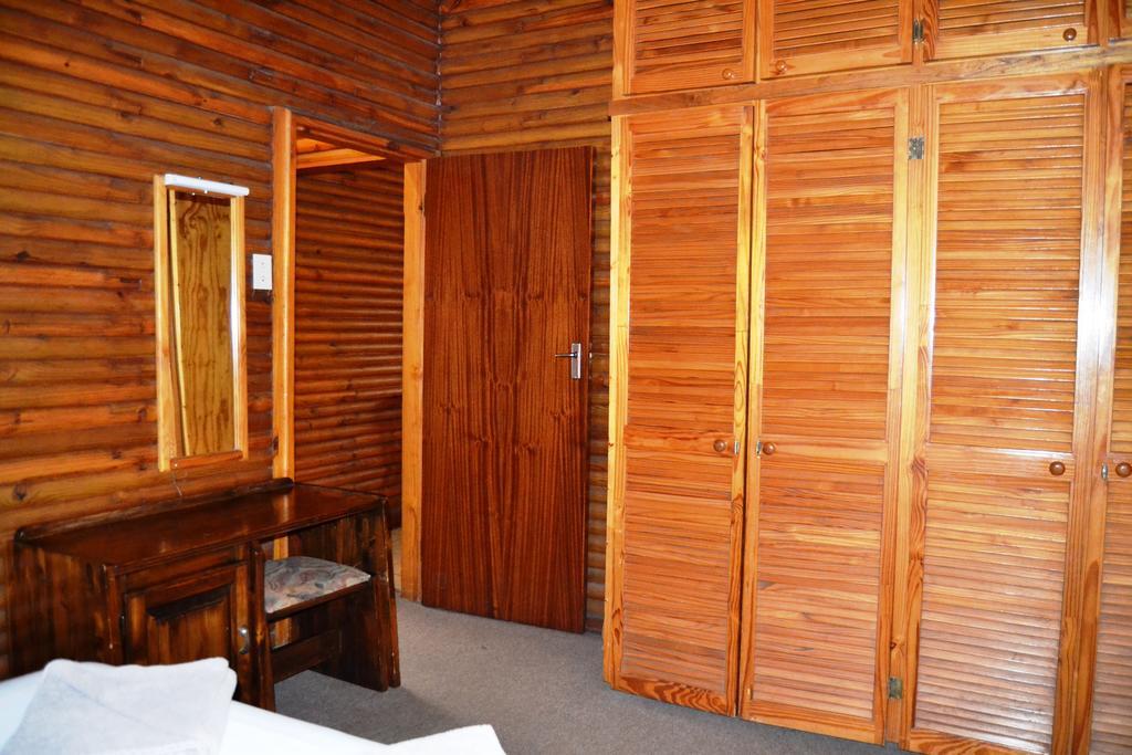 גרסקופ Log Cabin & Settlers Village מראה חיצוני תמונה