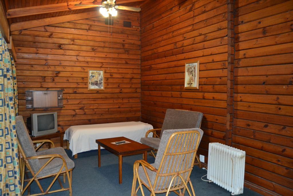 גרסקופ Log Cabin & Settlers Village מראה חיצוני תמונה